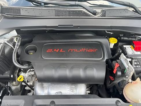 Used 2022 Jeep Compass Limited AWD/4WD image 32