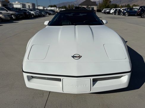 Used 1990 Chevrolet Corvette Convertible image 8