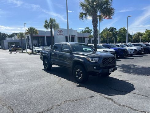 Used 2023 Toyota Tacoma TRD Off-Road AWD/4WD image 2