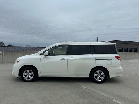 Used 2013 Nissan Quest SV w/ Leather Pkg image 9