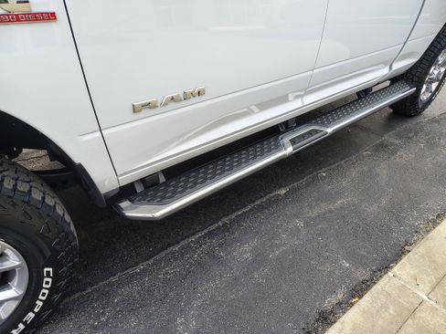 Certified 2024 RAM 2500 Laramie image 7