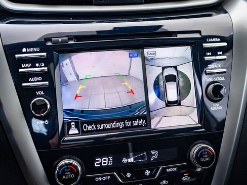 Used 2024 Nissan Murano SL image 33