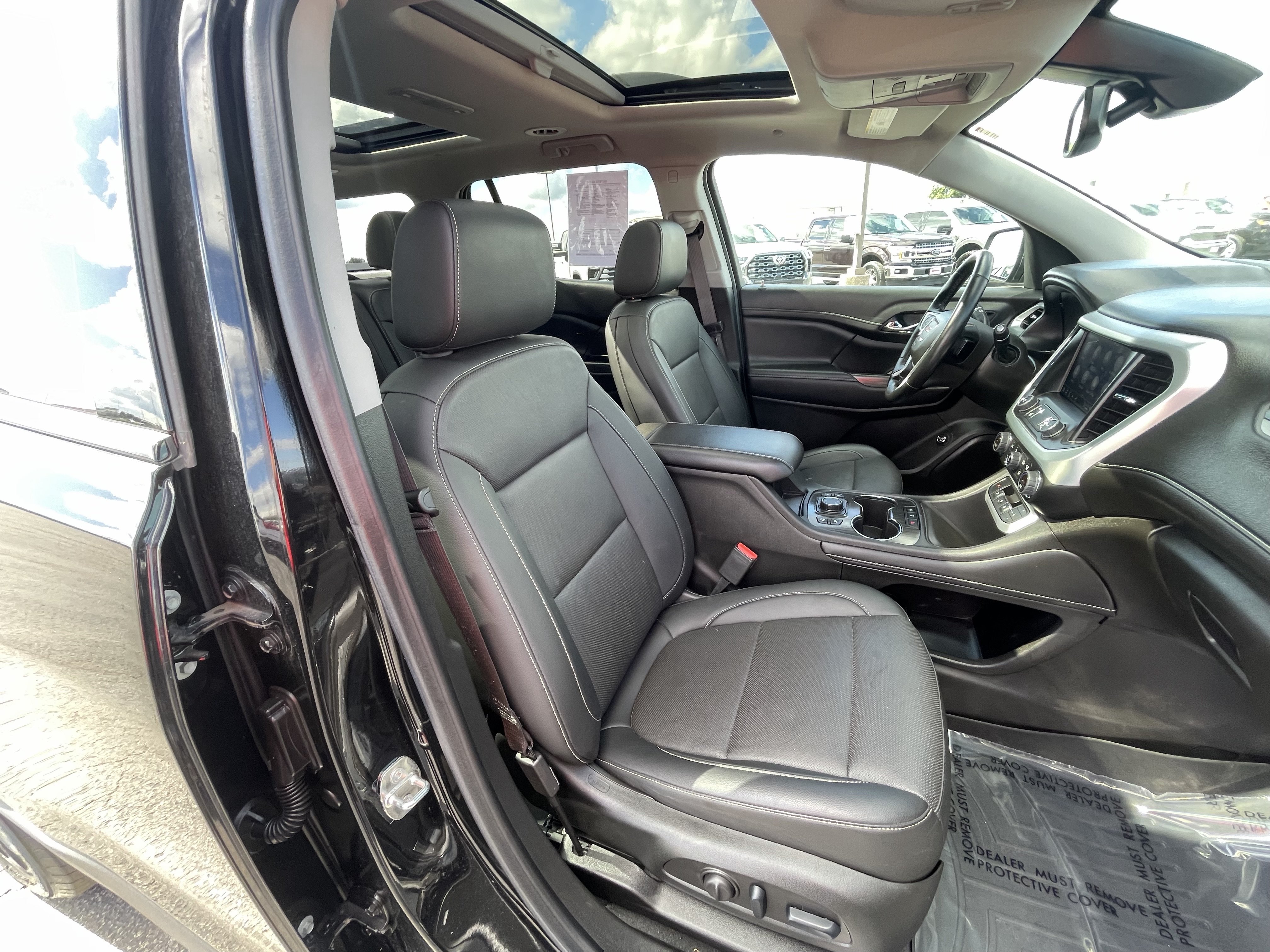 Certified 2023 GMC Acadia SLT w/ Elevation Edition AWD/4WD image 13