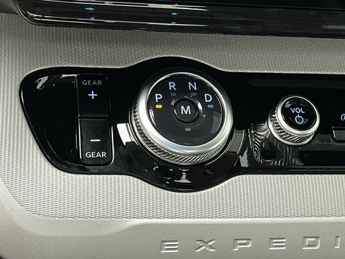 Used 2026 Ford Expedition Max Active AWD/4WD image 28