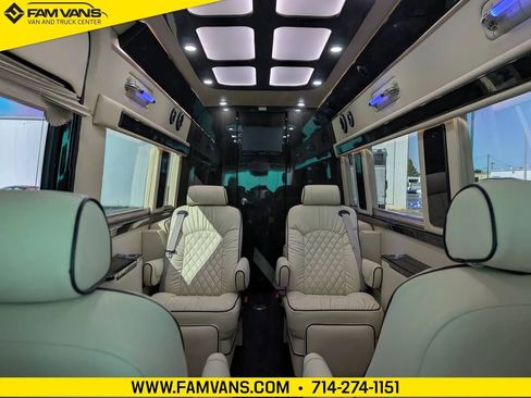 Used 2019 Mercedes-Benz Sprinter 170 Cargo image 5