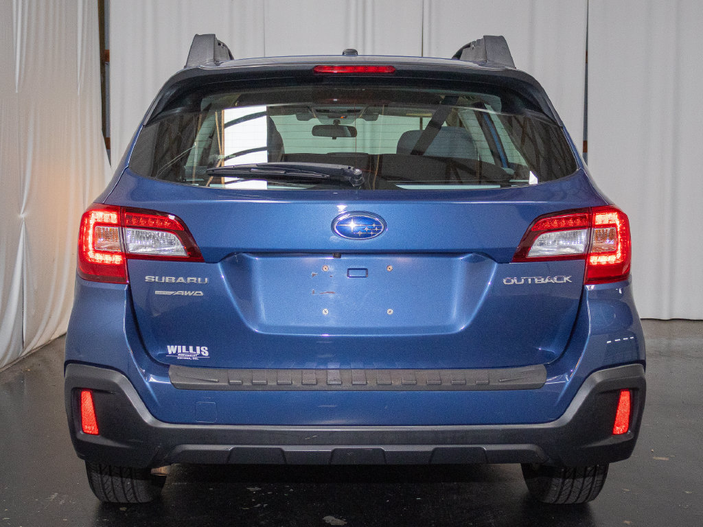 Used 2019 Subaru Outback 2.5i AWD/4WD image 3