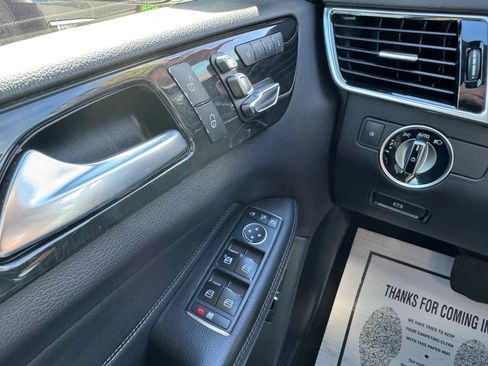 Used 2019 Mercedes-Benz GLS 550 4MATIC image 31