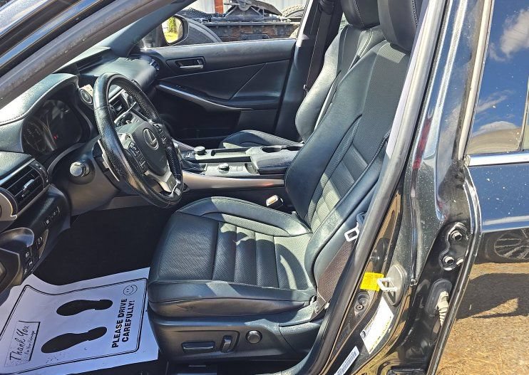 Used 2019 Lexus IS 300 F Sport w/ F Sport Package RWD image 3
