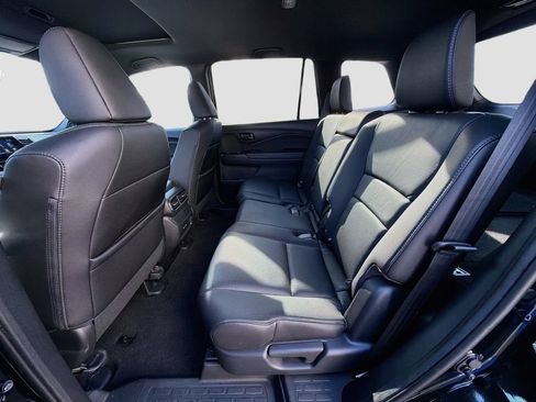 Certified 2024 Honda Passport EX-L image 23