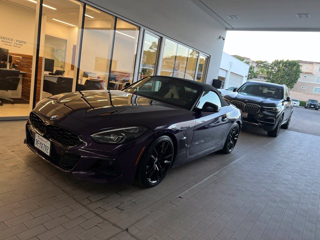 Used 2023 BMW Z4 sDrive30i w/ Premium Package RWD image 3