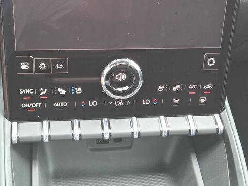 New 2026 GMC Terrain AT4 w/ Convenience Package III AWD/4WD image 33