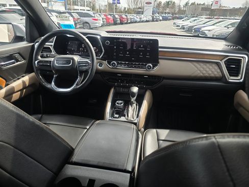 Used 2023 GMC Canyon Denali AWD/4WD image 15