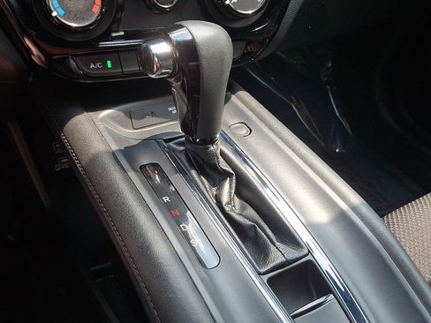 Used 2020 Honda HR-V Sport image 14