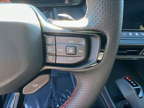 Used 2025 Dodge Charger R/T w/ Quick Order Package 25M R/T image 25