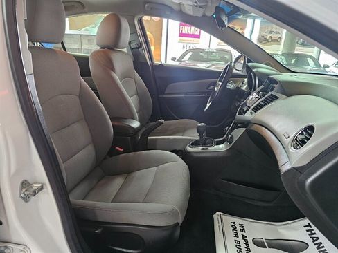 Used 2012 Chevrolet Cruze Eco image 24