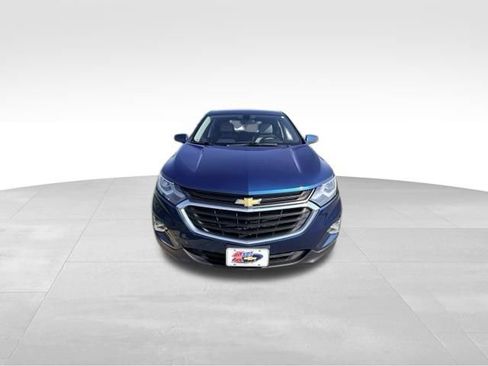 Used 2019 Chevrolet Equinox LT FWD image 2