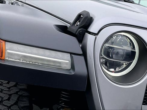 Used 2018 Jeep Wrangler Unlimited Rubicon image 30