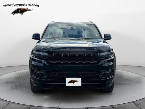 Used 2024 Jeep Wagoneer Series II AWD/4WD image 8