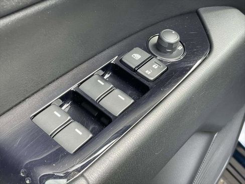 Used 2021 MAZDA CX-5 Touring image 17