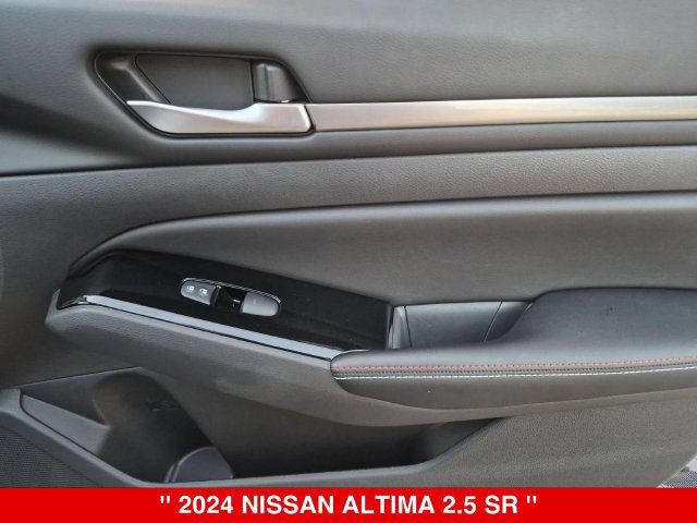 Certified 2024 Nissan Altima 2.5 SR w/ SR Premium Package FWD image 38
