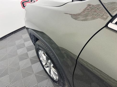 Used 2021 Jeep Cherokee Latitude Lux w/ Sun & Sound Group image 24