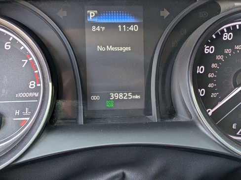 Used 2023 Toyota Camry SE image 26