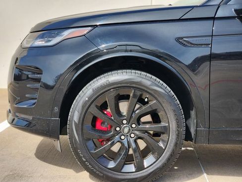 Used 2024 Land Rover Discovery Sport Dynamic SE image 9