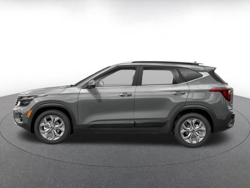 Used 2025 Kia Seltos S FWD image 3