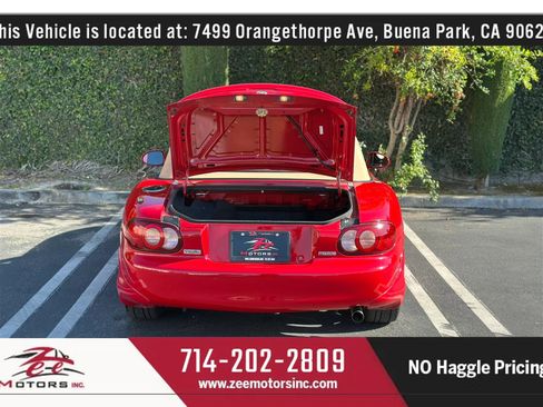 Used 2002 MAZDA MX-5 Miata SE RWD image 16