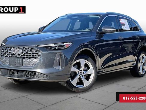 Used 2025 Audi Q5 Premium Plus w/ Premium Plus image 1