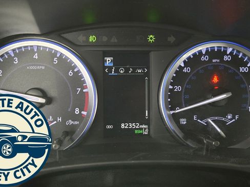 Used 2017 Toyota Highlander XLE image 15