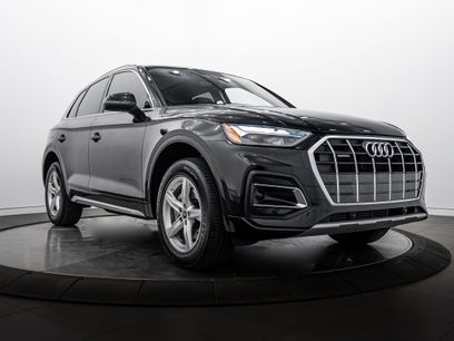 Used 2023 Audi Q5 2.0T Premium w/ Convenience Package