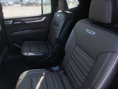 New 2026 GMC Acadia Denali Ultimate FWD image 12