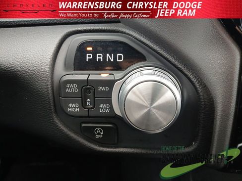 Used 2025 RAM 1500 Laramie AWD/4WD image 28