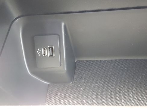 New 2025 Ford F150 XLT w/ Equipment Group 302A MID image 31