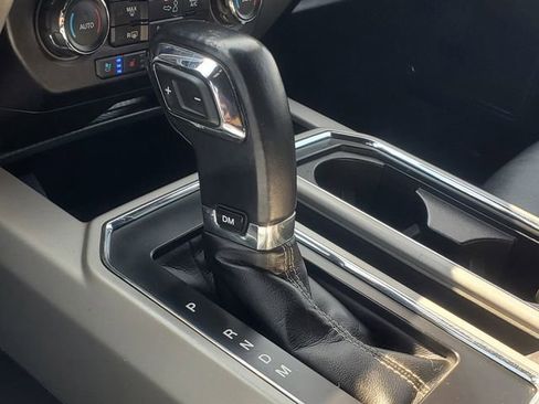 Used 2020 Ford F150 Lariat image 24