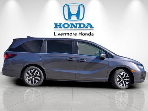 New 2026 Honda Odyssey EX-L image 5