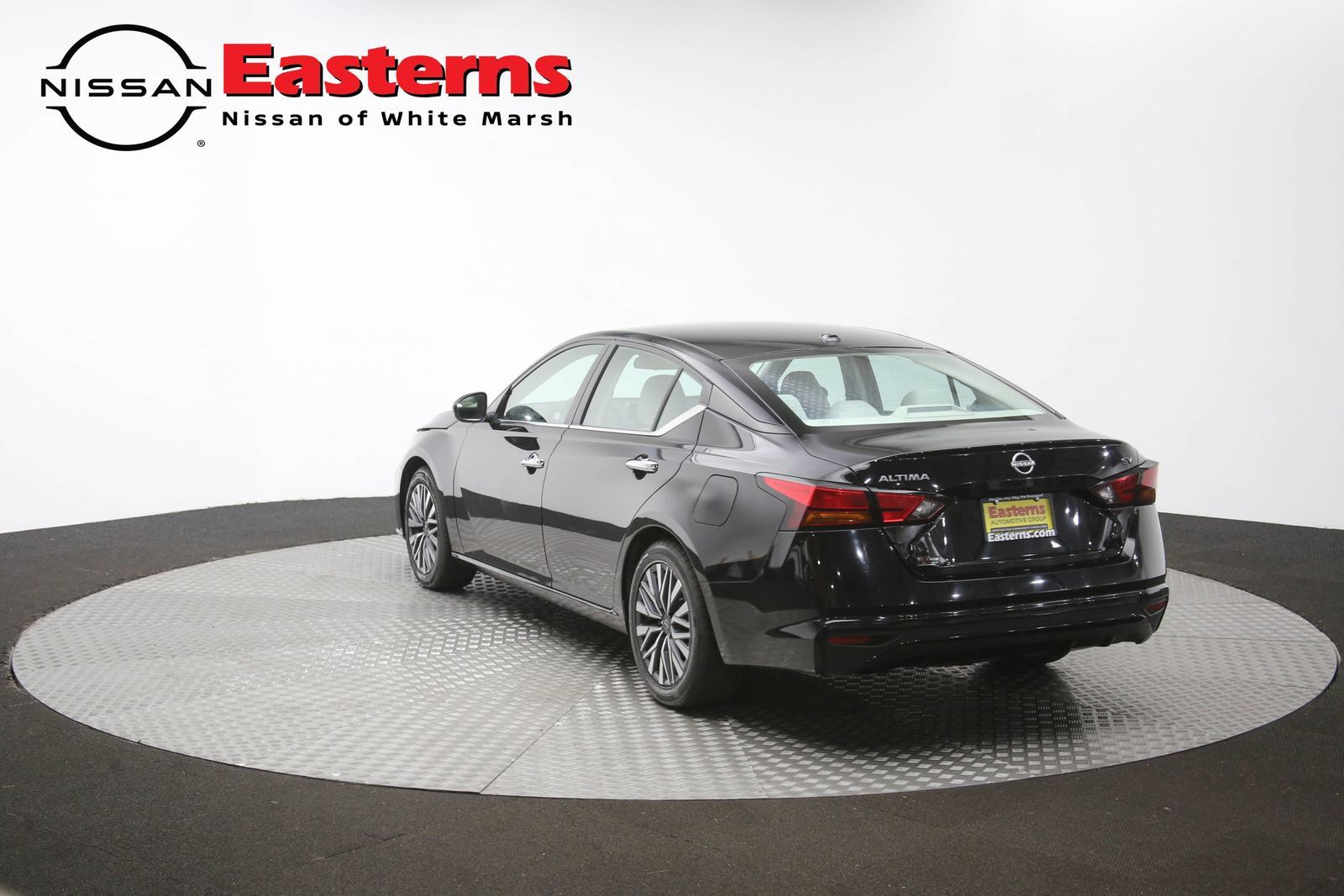 Used 2024 Nissan Altima 2.5 SV FWD image 63