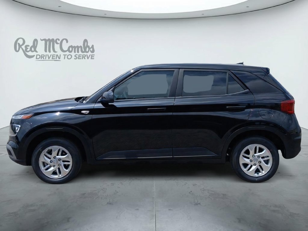 New 2026 Hyundai Venue SE FWD image 2