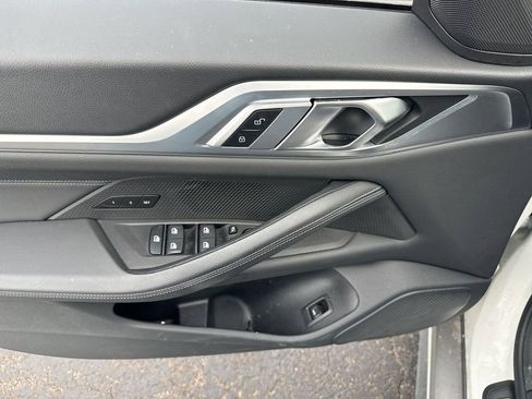 Used 2024 BMW i4 xDrive40i image 23