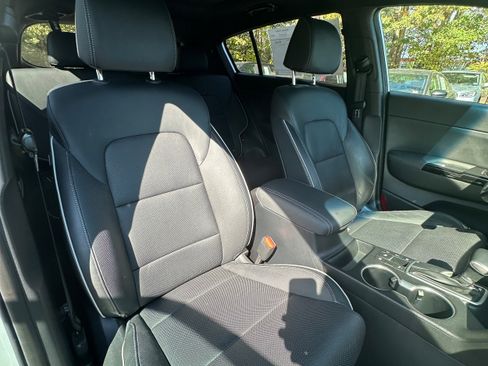 Used 2020 Kia Sportage SX image 12