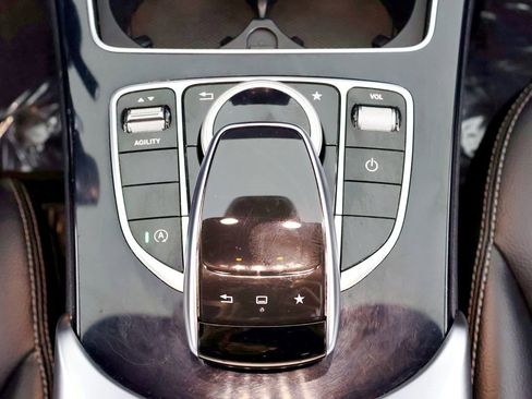 Used 2015 Mercedes-Benz C 300 4MATIC Sedan image 47