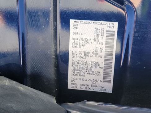 Used 2025 Nissan Rogue SV AWD/4WD image 16