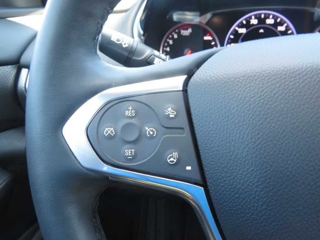 Certified 2023 Chevrolet Traverse Premier FWD image 41
