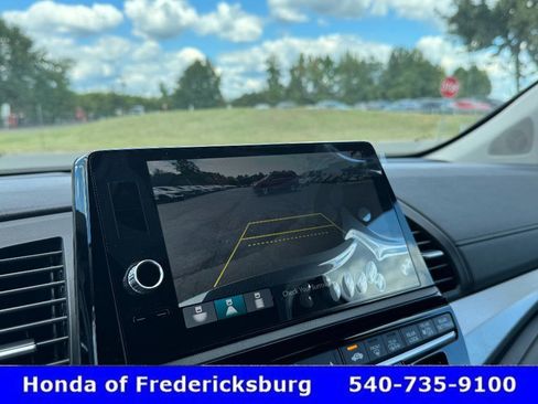 Certified 2026 Honda Odyssey EX-L image 24