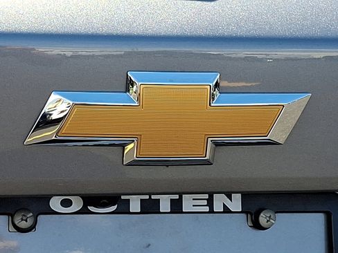 Used 2025 Chevrolet Trax LS image 29