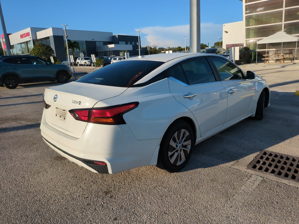 Used 2019 Nissan Altima 2.5 S FWD image 5
