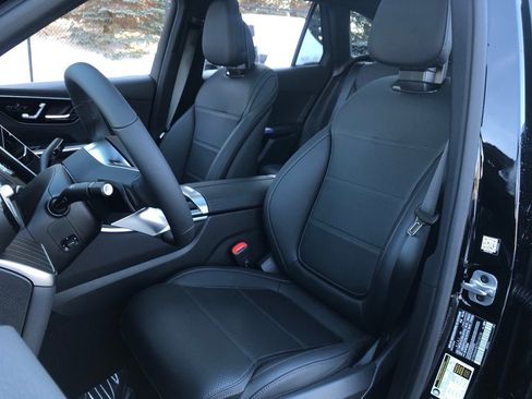 New 2026 Mercedes-Benz GLC 300 GLC 300 image 33