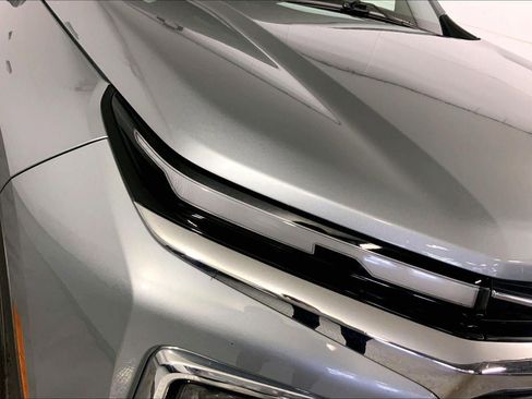 Used 2024 Chevrolet Traverse LT AWD/4WD image 26