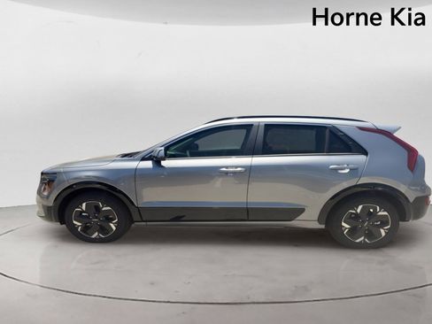 New 2026 Kia Niro Wave FWD image 6